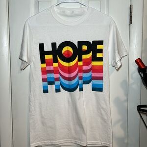 NEW White Colorful HOPE T- shirt 🌈🏳️‍🌈 size medium